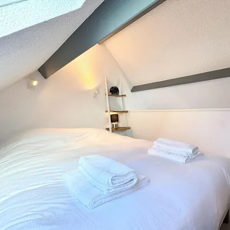 Jolie Maisonnette - 300m Des Plages Piscine Holiday home Guidel